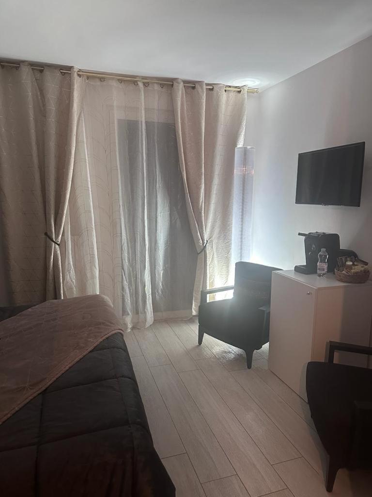Altamarea Rooms โปลีญาโนอามาเร ภายนอก รูปภาพ