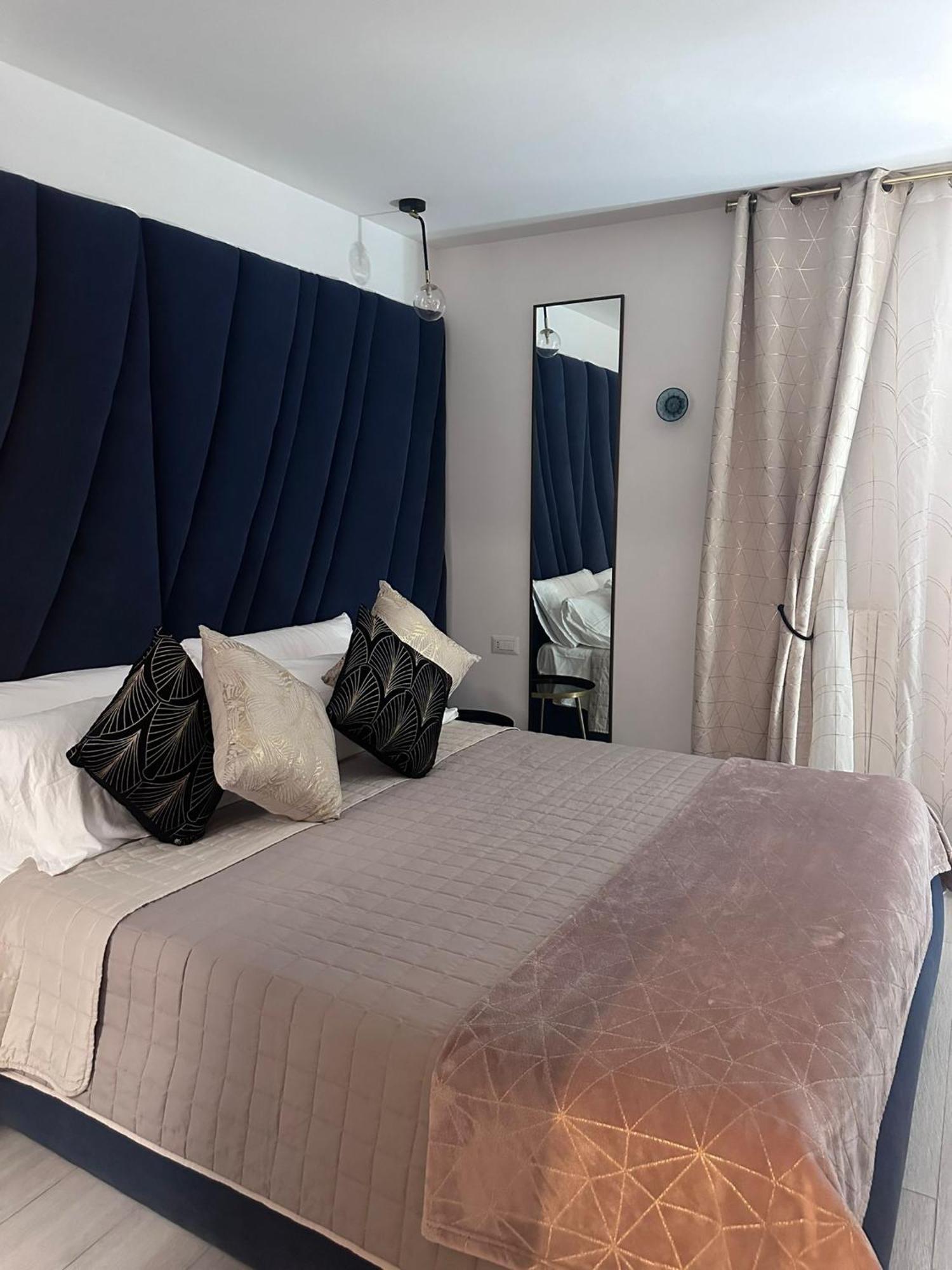 Altamarea Rooms โปลีญาโนอามาเร ภายนอก รูปภาพ