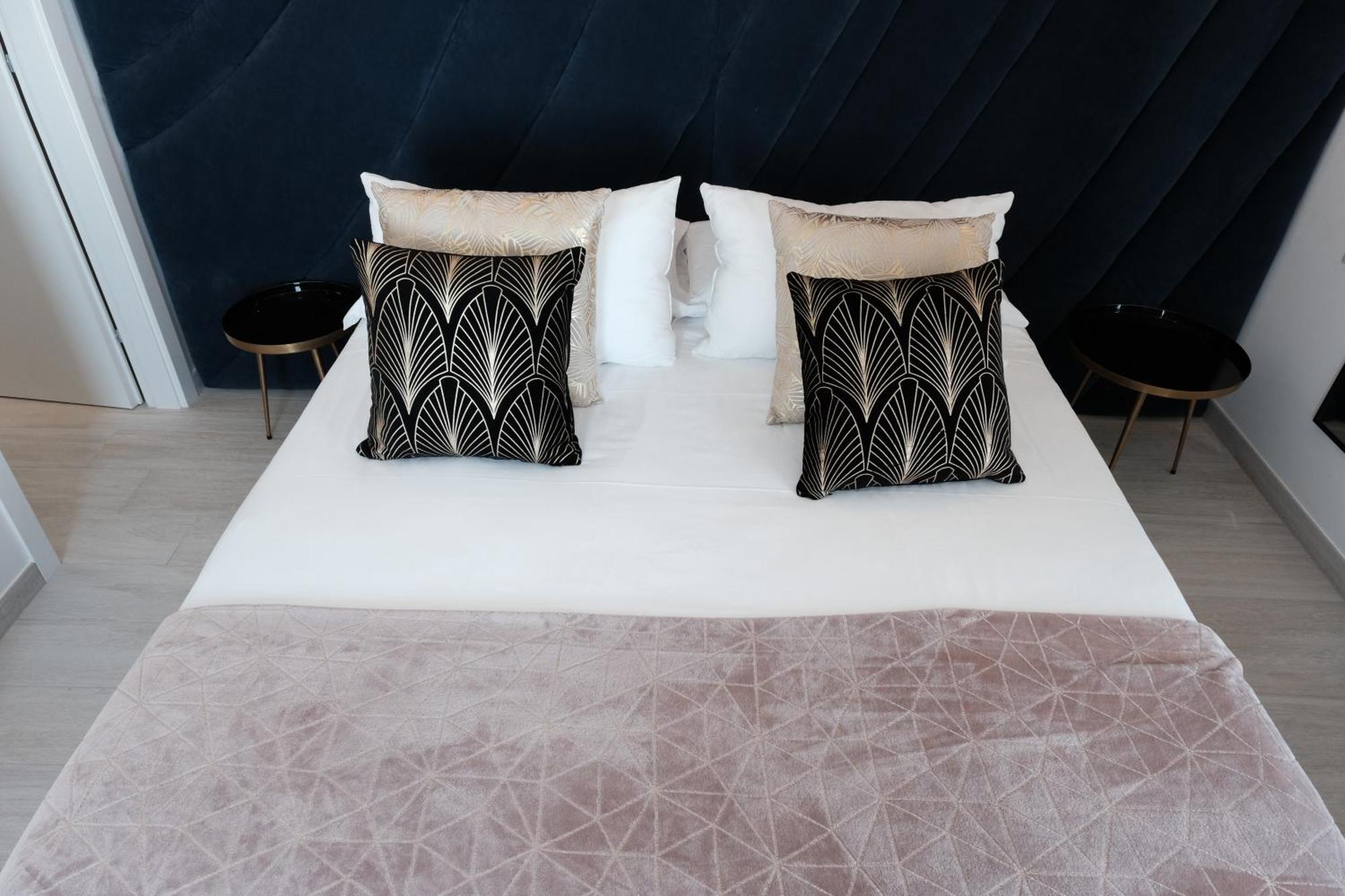 Altamarea Rooms โปลีญาโนอามาเร ห้อง รูปภาพ